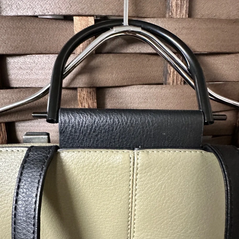 Backpack - Picture 5 of 13